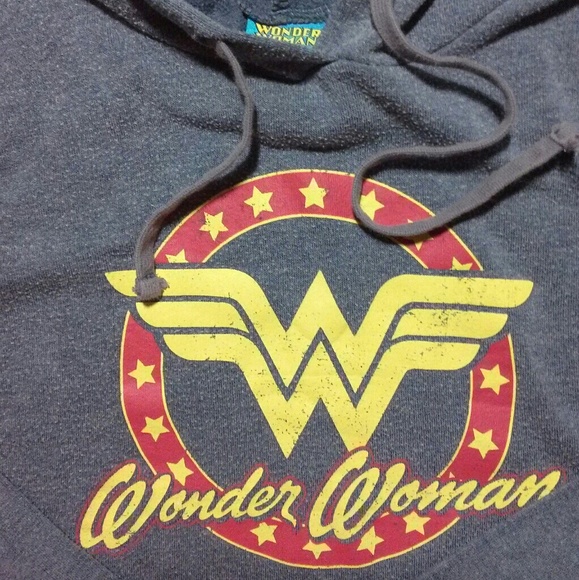 Wonder Women Vintage womens hoodie size small - Picture 2 of 4